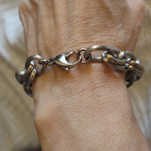 Edforce Stainless Steel Chunky Rope Chain Link Bracelet. 7 5/8 length - Picture 2 of 7